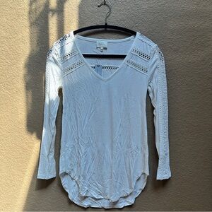 Deletta White Lace Sleeve Blouse